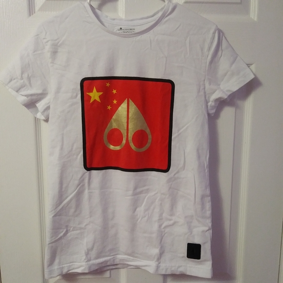 NWOT Moose Knuckles Shanghai Favorite City T-shirt - Picture 3 of 7
